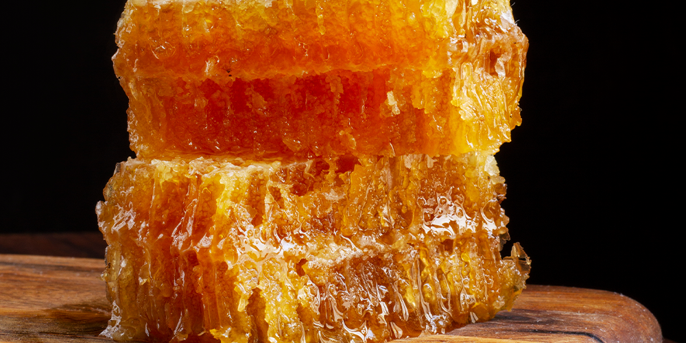 خواص شگفتانگیز عسل طبیعی برای سلامتی بدن 2